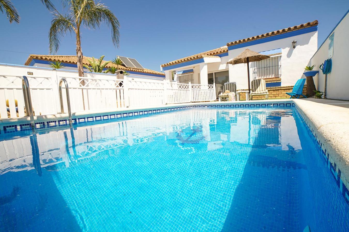 Villa Yuca Con Piscina Privada En コニル・デ・ラ・フロンテラ エクステリア 写真