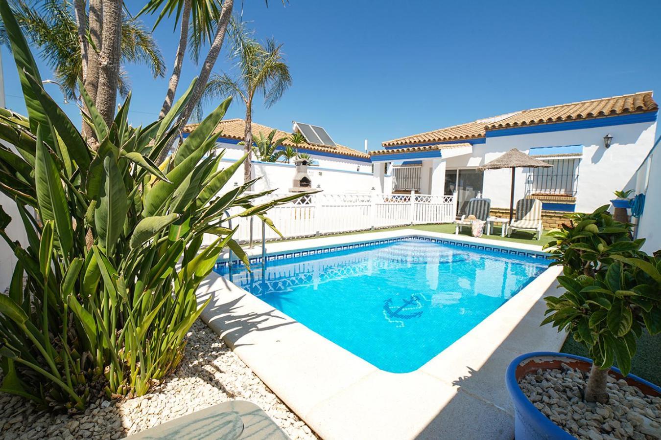 Villa Yuca Con Piscina Privada En コニル・デ・ラ・フロンテラ エクステリア 写真